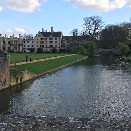 The Lion Hotel Buckden  ภายนอก รูปภาพ