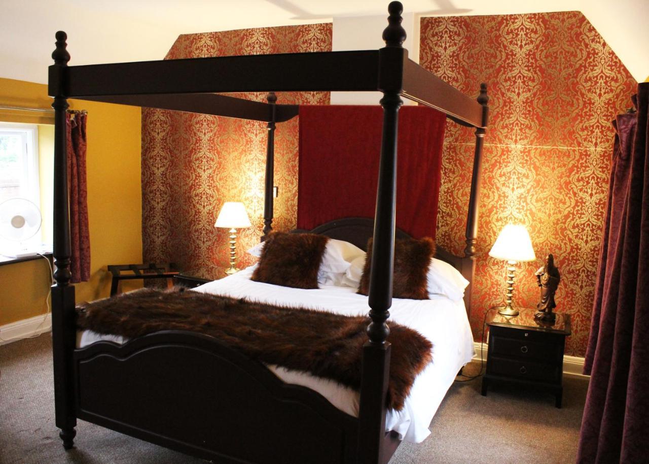 The Lion Hotel Buckden  ภายนอก รูปภาพ