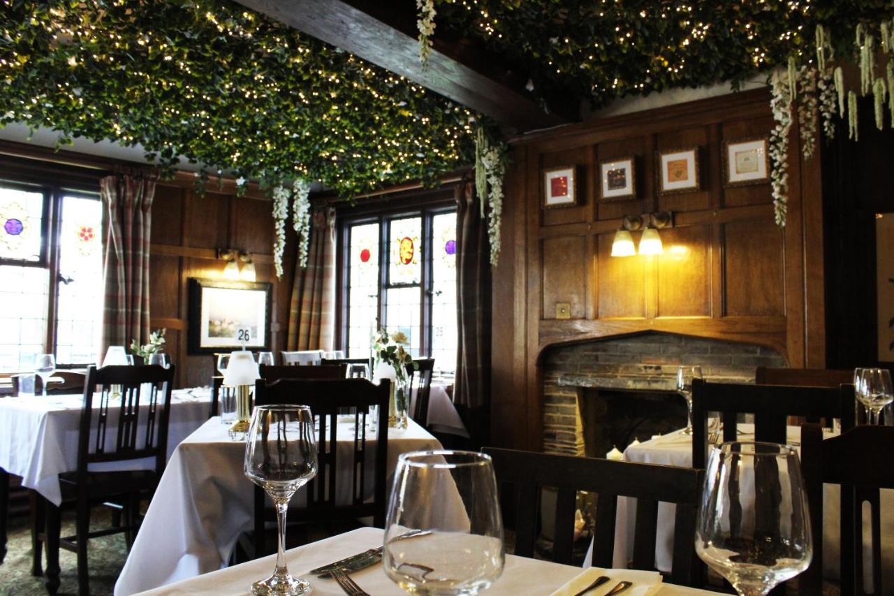 The Lion Hotel Buckden  ภายนอก รูปภาพ